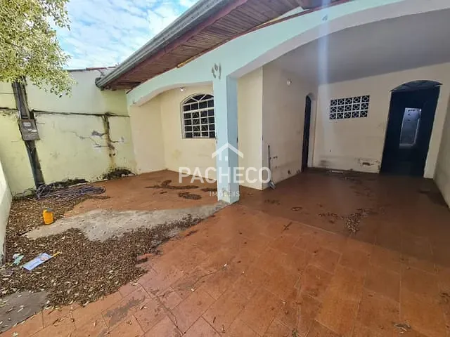 Casa com 150m² 2 quartos e 1 banheiro, à venda, no bairro Conjunto Habitacional dos Trabalhadores em Santa Bárbara d'Oeste