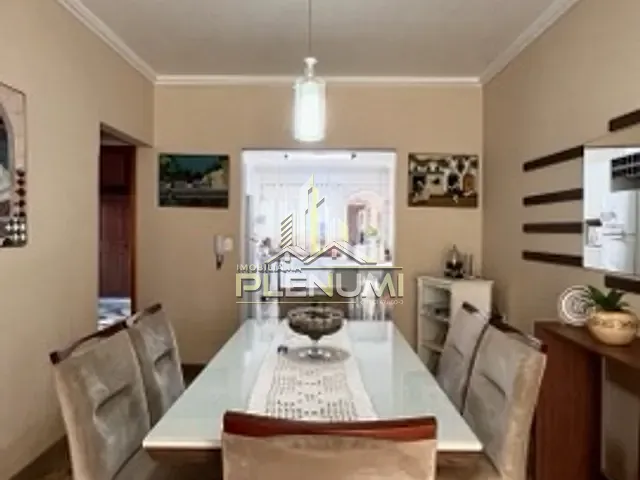 Casa com 523m² 4 quartos e 4 banheiros, à venda, no bairro Vila Bela Vista em Rio Claro