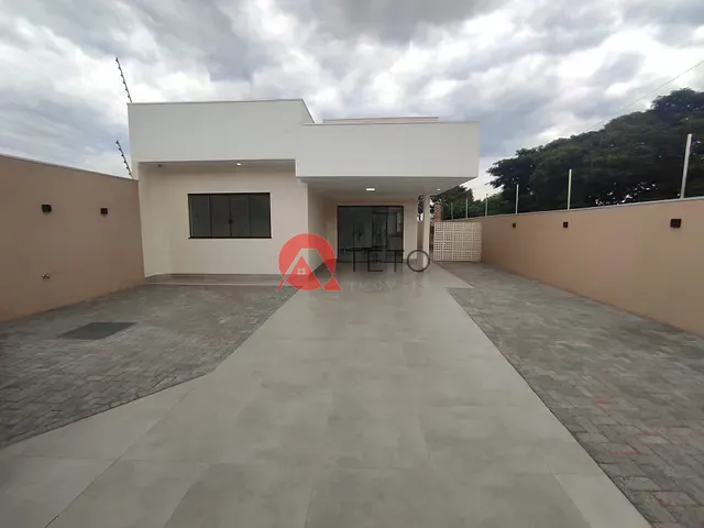 Casa com 200m² 3 quartos e 2 banheiros, para alugar, no bairro Jardim Rebouças em Maringá