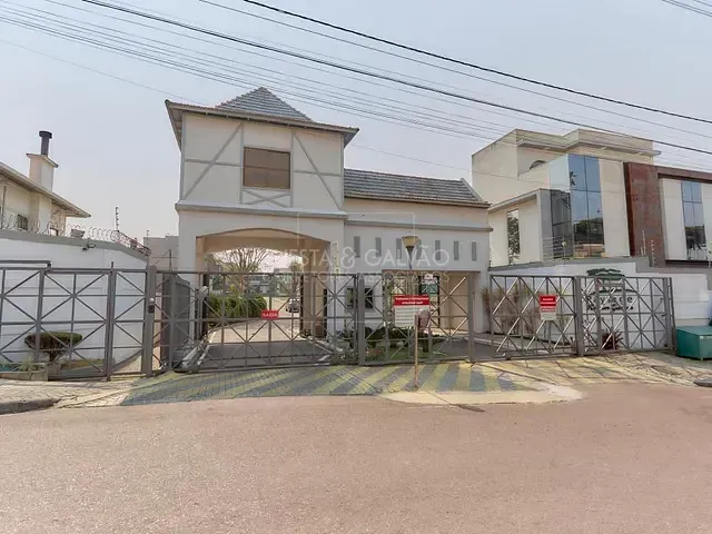 Casa com 204m² 3 quartos e 4 banheiros, à venda, no bairro Boqueirão em Curitiba