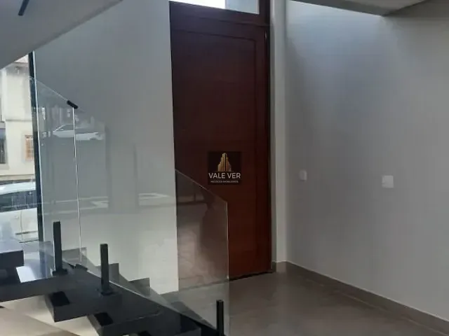 Casa com 250m² 3 quartos e 2 banheiros, à venda, no bairro Loteamento Floresta em São José dos Campos