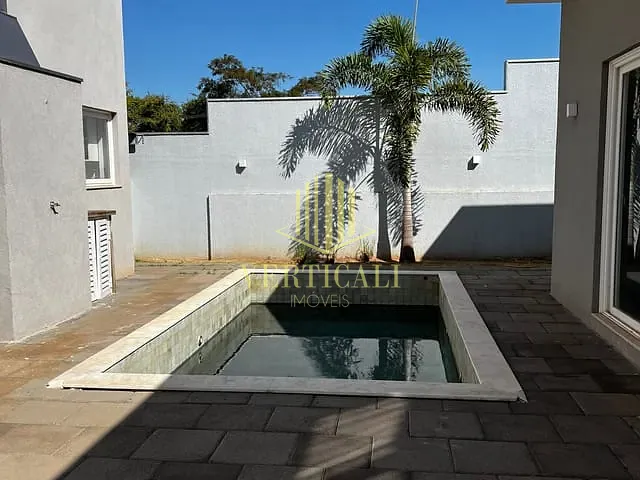 Casa com 667m² 3 quartos e 4 banheiros, à venda, no bairro Condomínio Florais Cuiabá Residencial em Cuiabá