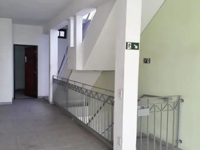 Casa com 350m², para alugar, no bairro Jardim Stella em Santo André