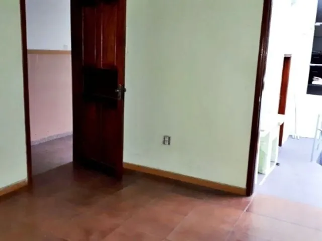 Casa com 350m², para alugar, no bairro Jardim Stella em Santo André