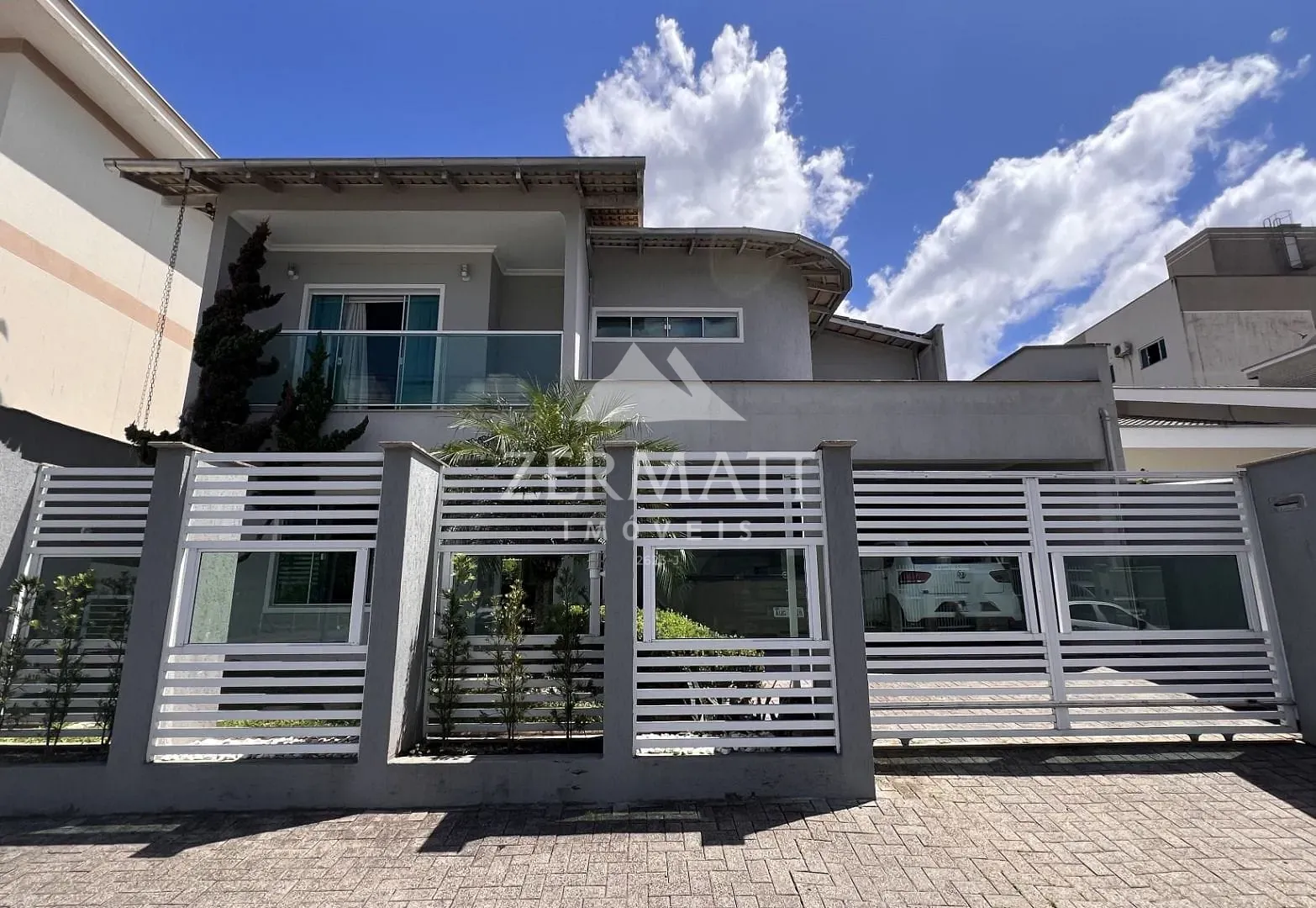 Linda casa de alto padrão com 4 dormitórios à venda, 312 m - Bela Vista - Gaspar/SC - foto 1