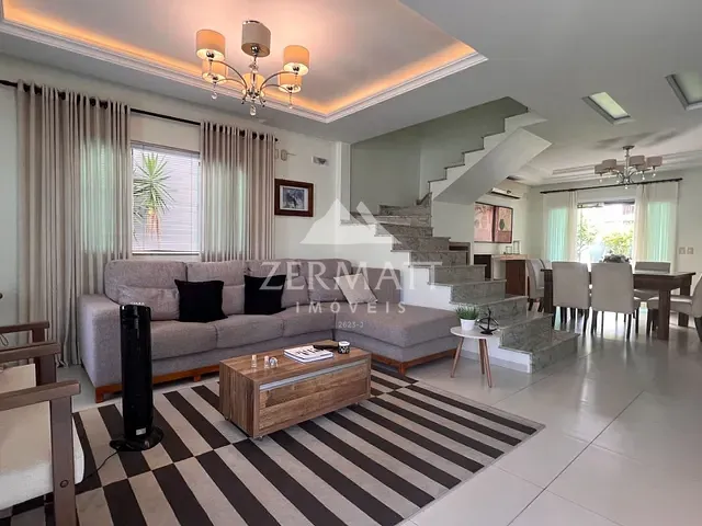 Casa com 420m² 4 quartos e 3 banheiros, à venda, no bairro Bela Vista em Gaspar