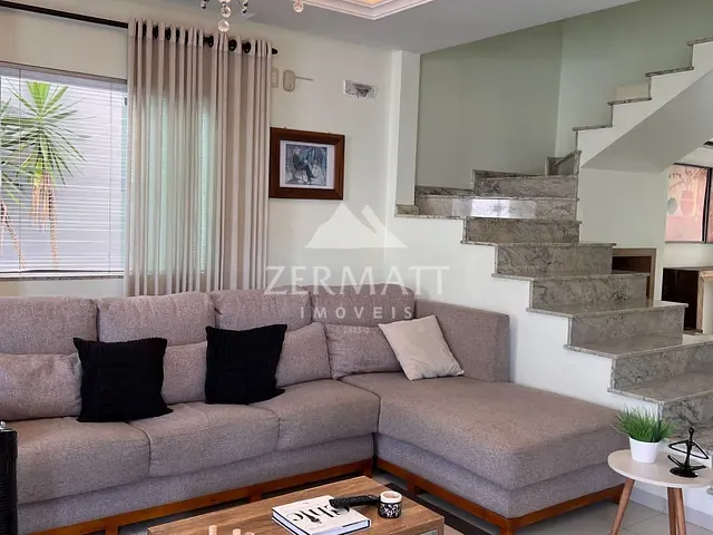 Casa com 420m² 4 quartos e 3 banheiros, à venda, no bairro Bela Vista em Gaspar