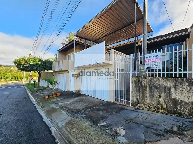 Casa com 214m² 4 quartos e 2 banheiros, à venda, no bairro JD EUROPA em Jacarezinho