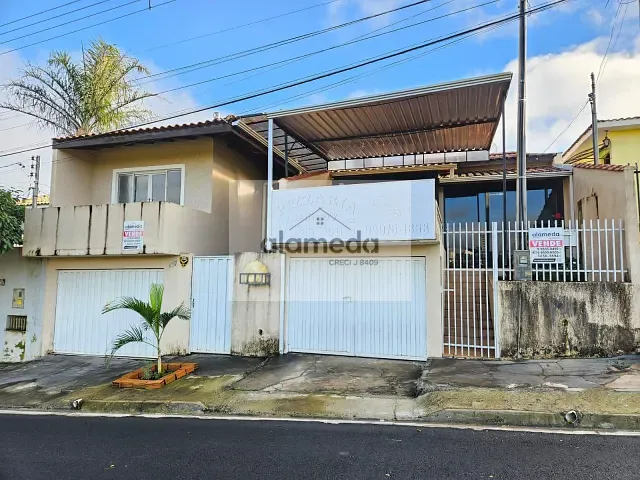 Casa com 214m² 4 quartos e 2 banheiros, à venda, no bairro JD EUROPA em Jacarezinho