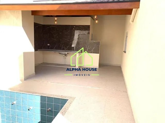 Casa com 250m² 3 quartos e 3 banheiros, à venda, no bairro Vila Suiça em Pindamonhangaba