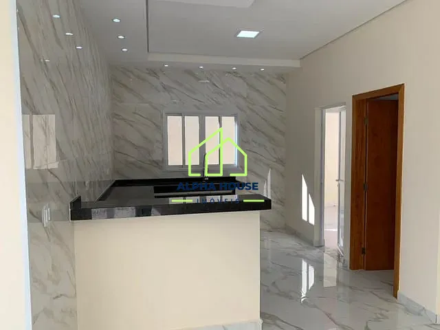 Casa com 250m² 3 quartos e 3 banheiros, à venda, no bairro Vila Suiça em Pindamonhangaba