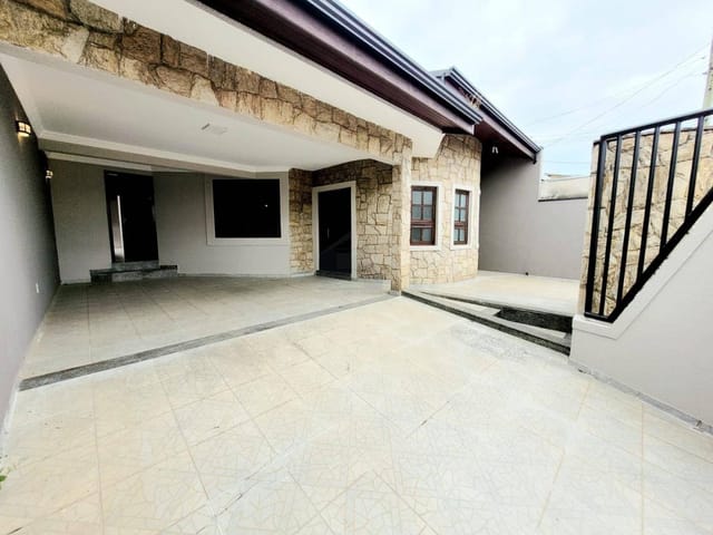 Casa com 250m² 4 quartos e 4 banheiros, à venda, no bairro Jardim Regina em Indaiatuba