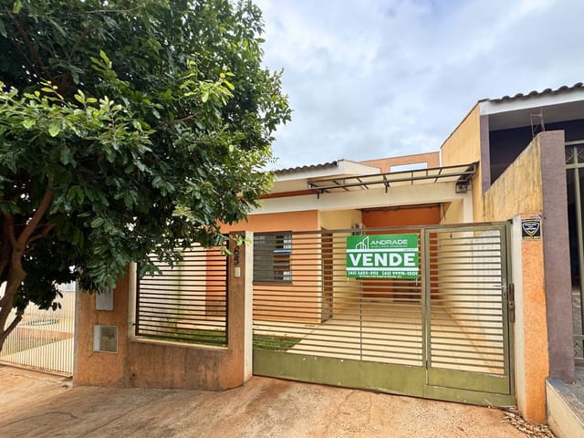 Casa com 154m² 2 quartos e 1 banheiro, à venda, no bairro Pirapó em Apucarana