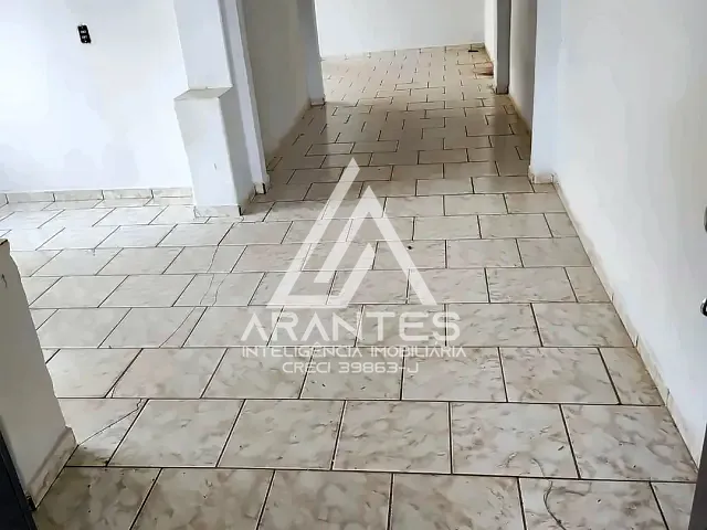Casa com 216m² 5 quartos e 2 banheiros, à venda, no bairro Baroni em Barretos