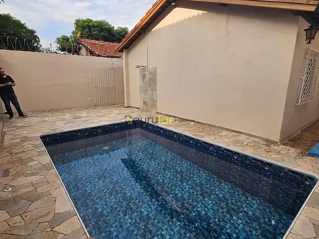 Casa com 200m² 2 quartos e 1 banheiro, à venda, no bairro Vila Dutra em Bauru