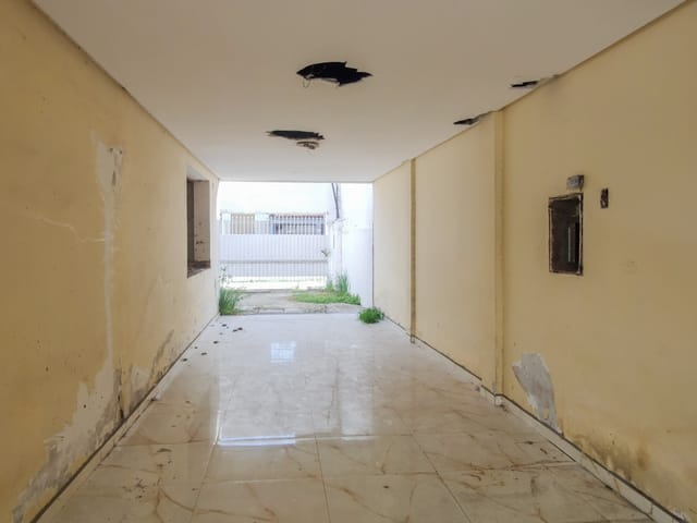 Casa 5 quartos e 4 banheiros, à venda, no bairro Batista Campos em Belém