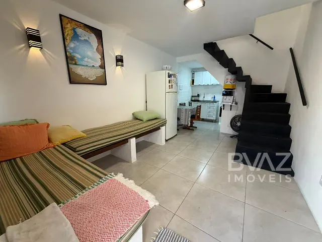 Casa com 50m² 1 quarto e 2 banheiros, à venda, no bairro Vila Blanche em Cabo Frio