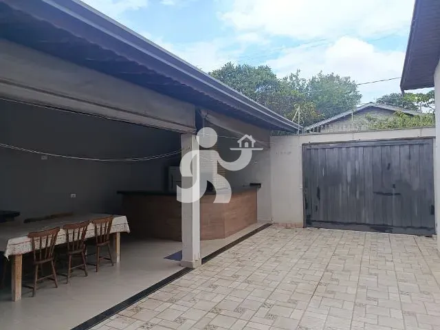 Casa com 275m² 3 quartos e 2 banheiros, para alugar, no bairro Paulicéia em Piracicaba