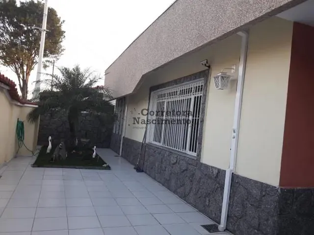 Casa com 375m² 4 quartos e 3 banheiros, à venda, no bairro Jardim Santa Maria em Jacareí