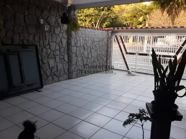 Casa com 375m² 4 quartos e 3 banheiros, à venda, no bairro Jardim Santa Maria em Jacareí