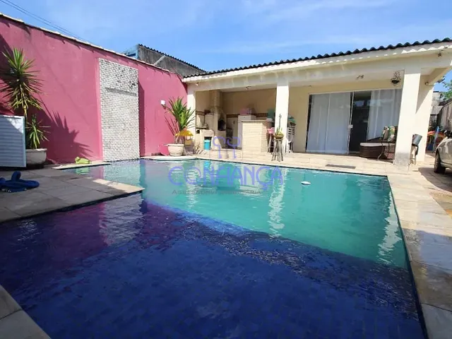 Casa com 250m² 2 quartos e 2 banheiros, à venda, no bairro Senador Vasconcelos em Rio de Janeiro