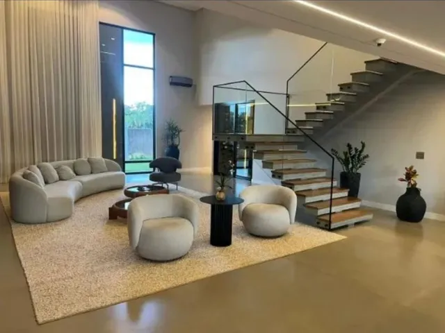 Casa com 2100m² 6 quartos e 6 banheiros, à venda, no bairro Park Way em Brasília