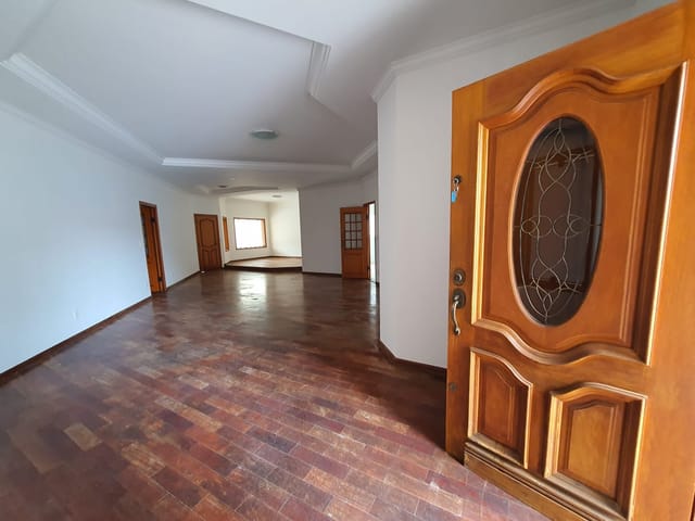 Casa com 640m² 3 quartos e 4 banheiros, à venda, no bairro Jardim Francisco Fernandes em São José do Rio Preto