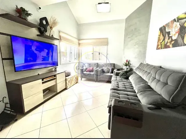 Casa 4 quartos e 3 banheiros, à venda, no bairro Cassino em Rio Grande