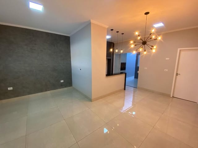Casa com 125m² 2 quartos e 2 banheiros, à venda, no bairro Residencial Eurico Caetano em Birigui