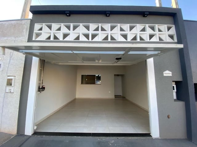Casa com 125m² 2 quartos e 2 banheiros, à venda, no bairro Residencial Eurico Caetano em Birigui