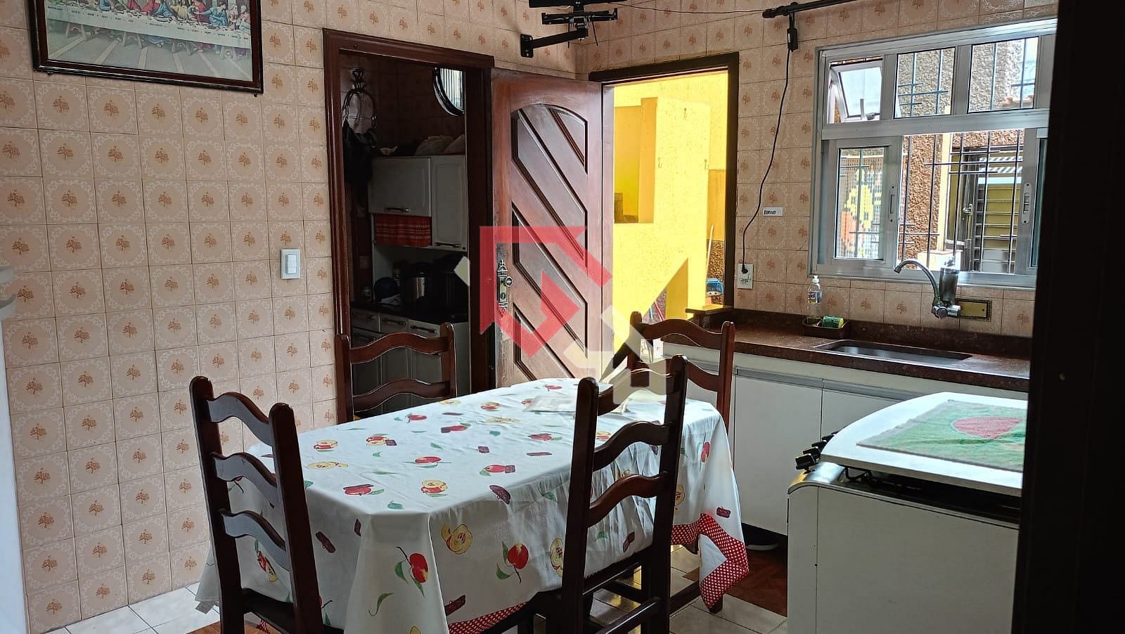 Casa, 6 quartos, 135 m² - Foto 13