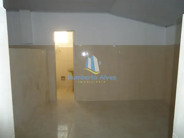 Casa com 106m² 3 quartos e 1 banheiro, à venda, no bairro Alto Maron em Vitória da Conquista