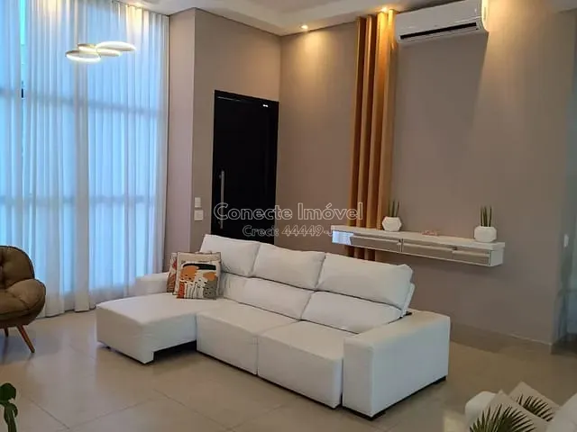 Casa com 600m² 3 quartos e 4 banheiros, à venda, no bairro Condomínio Tamboré em Jaguariúna