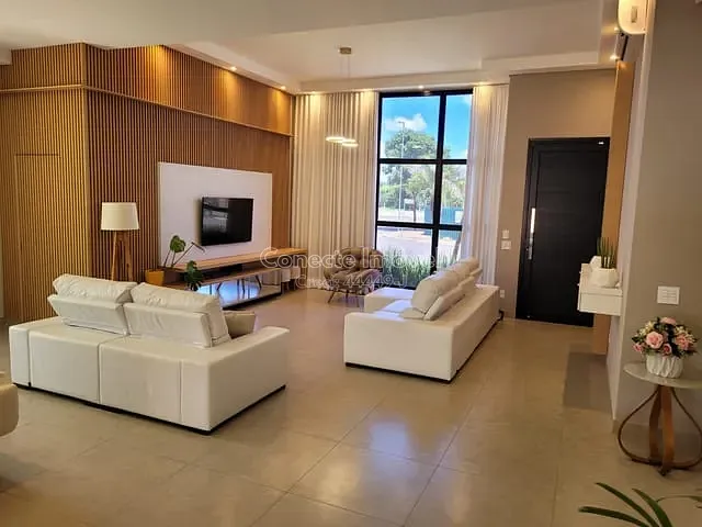 Casa com 600m² 3 quartos e 4 banheiros, à venda, no bairro Condomínio Tamboré em Jaguariúna
