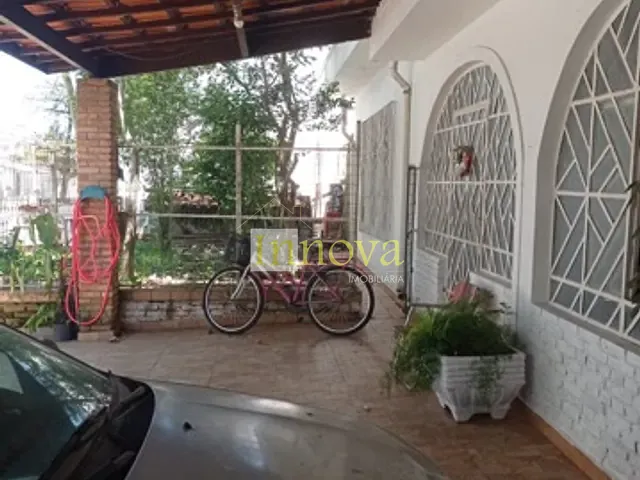 Casa 3 quartos e 2 banheiros, à venda, no bairro Indaiá em Caraguatatuba
