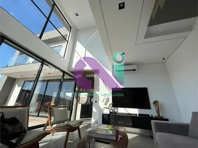 Casa 4 quartos e 5 banheiros, à venda, no bairro Condomínio Villas do Golf em Itu