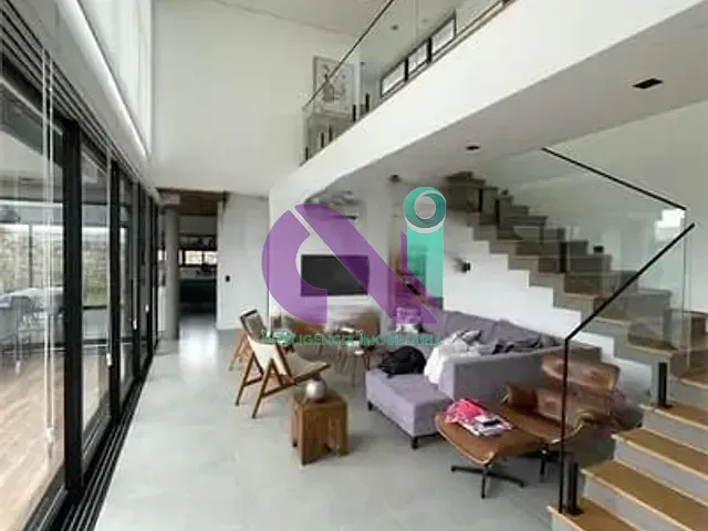 Casa 4 quartos e 5 banheiros, à venda, no bairro Condomínio Villas do Golf em Itu