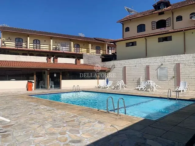 Casa com 185m² 2 quartos e 2 banheiros, à venda, no bairro Parque São Luiz em Teresópolis