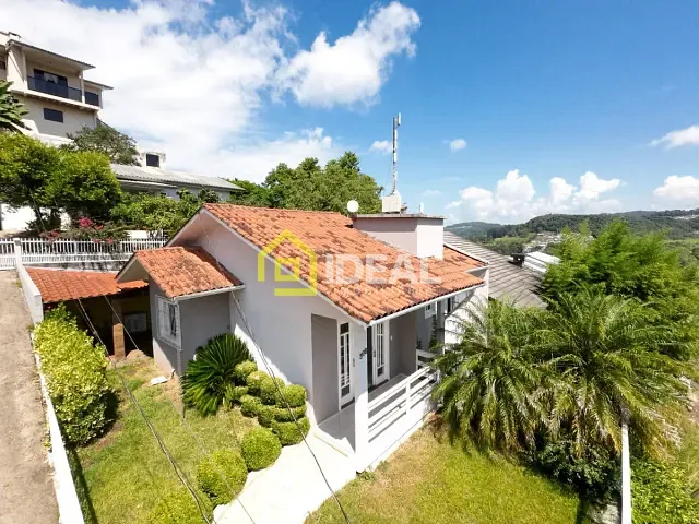 Casa 3 quartos e 1 banheiro, para alugar, no bairro Itaíba em Concórdia