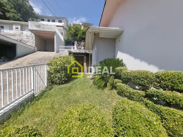 Casa 3 quartos e 1 banheiro, para alugar, no bairro Itaíba em Concórdia