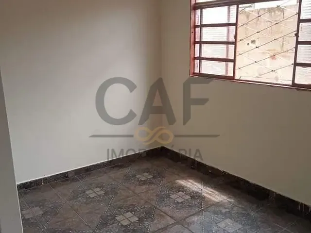 Casa com 190m² 3 quartos e 2 banheiros, à venda, no bairro Miguel Martini em Jaguariúna