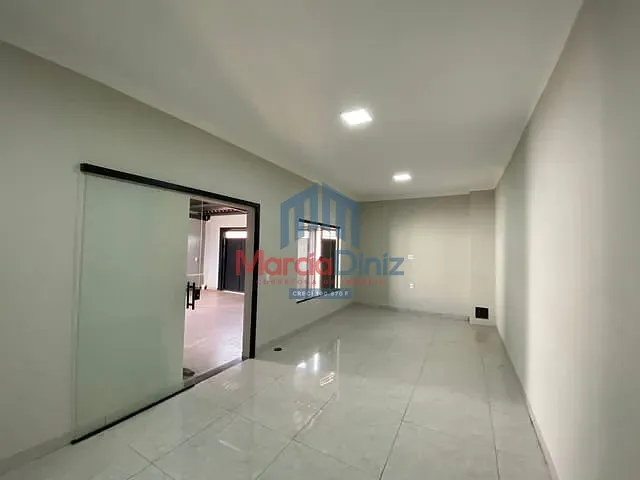 Casa com 200m², à venda, no bairro Carminha Sandoval em Ituverava