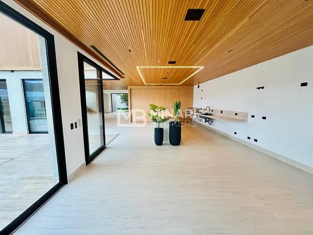 Casa 4 quartos e 6 banheiros, à venda, no bairro Tamboré em Santana de Parnaíba