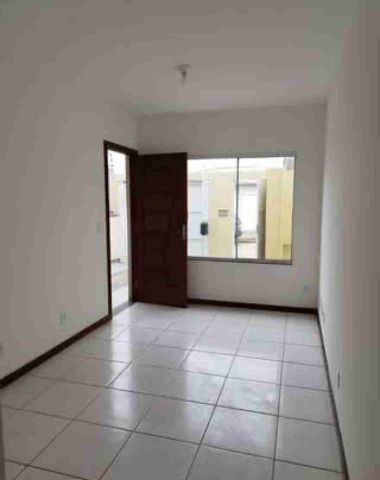 Casa 2 quartos e 1 banheiro, à venda, no bairro Barra do Aririú em Palhoça