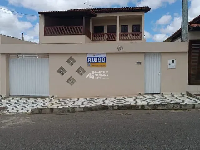 Casa 5 quartos e 4 banheiros, para alugar, no bairro Centro em Vitória da Conquista