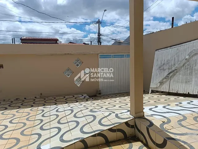 Casa 5 quartos e 4 banheiros, para alugar, no bairro Centro em Vitória da Conquista