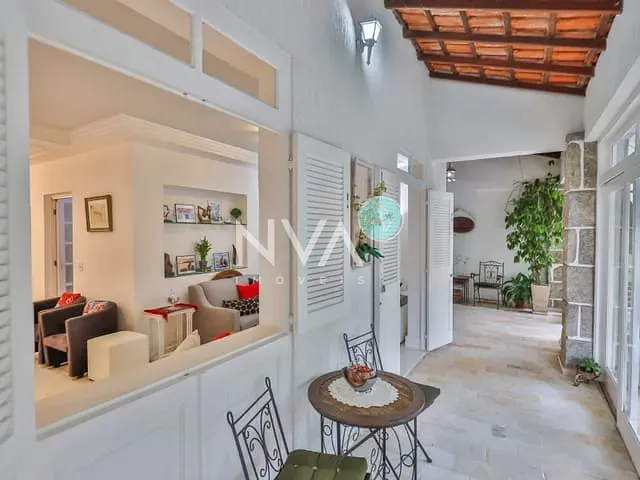 Casa com 252m² 3 quartos e 3 banheiros, à venda, no bairro Jardim Botânico em Rio de Janeiro