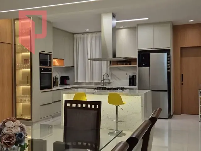 Casa 4 quartos e 4 banheiros, à venda, no bairro Confins em Confins