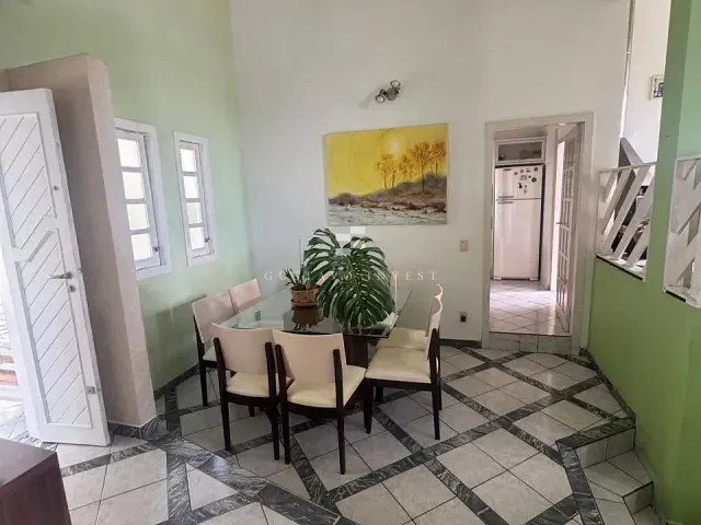 Casa 4 quartos e 4 banheiros, à venda, no bairro Azambuja em Brusque