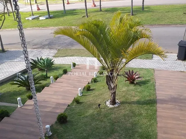 Casa com 430m² 3 quartos e 4 banheiros, à venda, no bairro Condomínio Residencial Fazenda Santa Helena em Bragança Paulista
